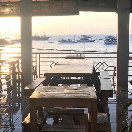 Bajo Sunsets Vandrehjem Labuan Bajo Eksteriør billede