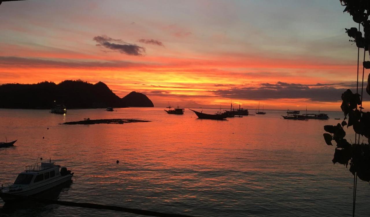 Bajo Sunsets Vandrehjem Labuan Bajo Eksteriør billede